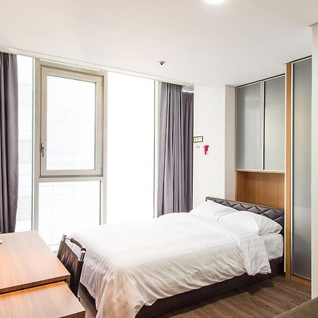 סיאול Hotel Arinus Shinchon מראה חיצוני תמונה