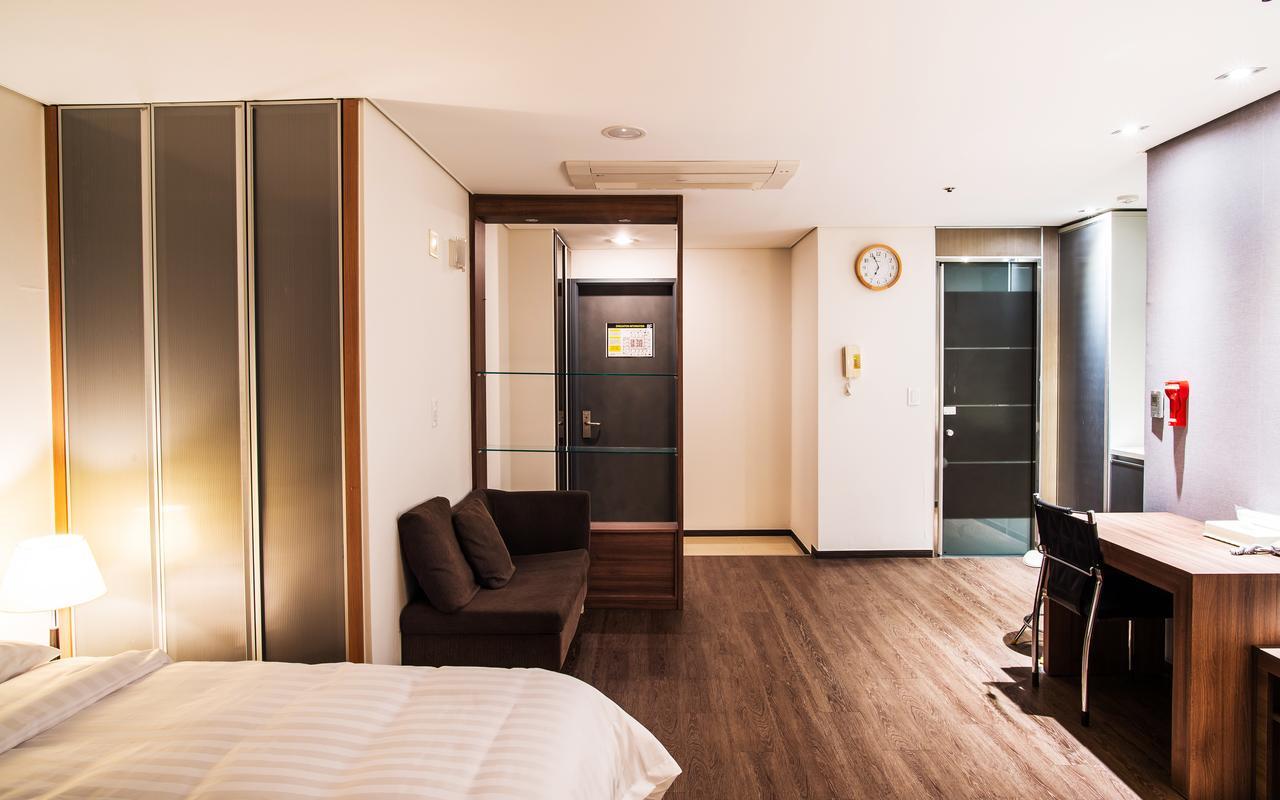 סיאול Hotel Arinus Shinchon מראה חיצוני תמונה