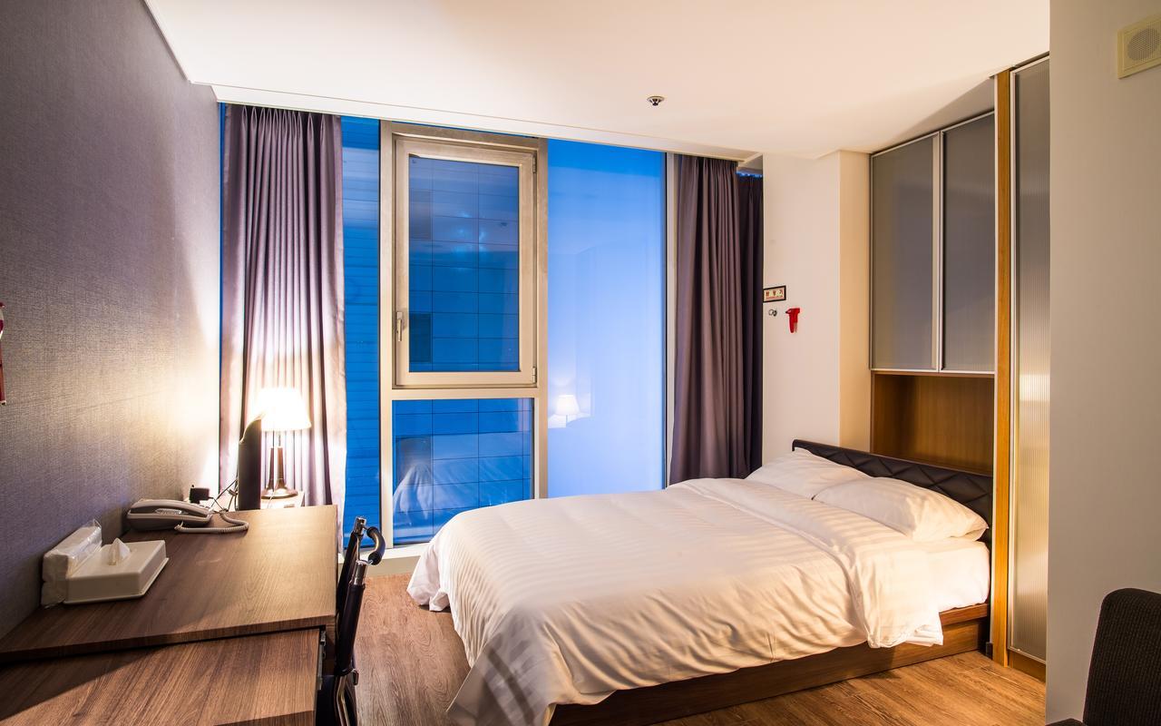 סיאול Hotel Arinus Shinchon מראה חיצוני תמונה