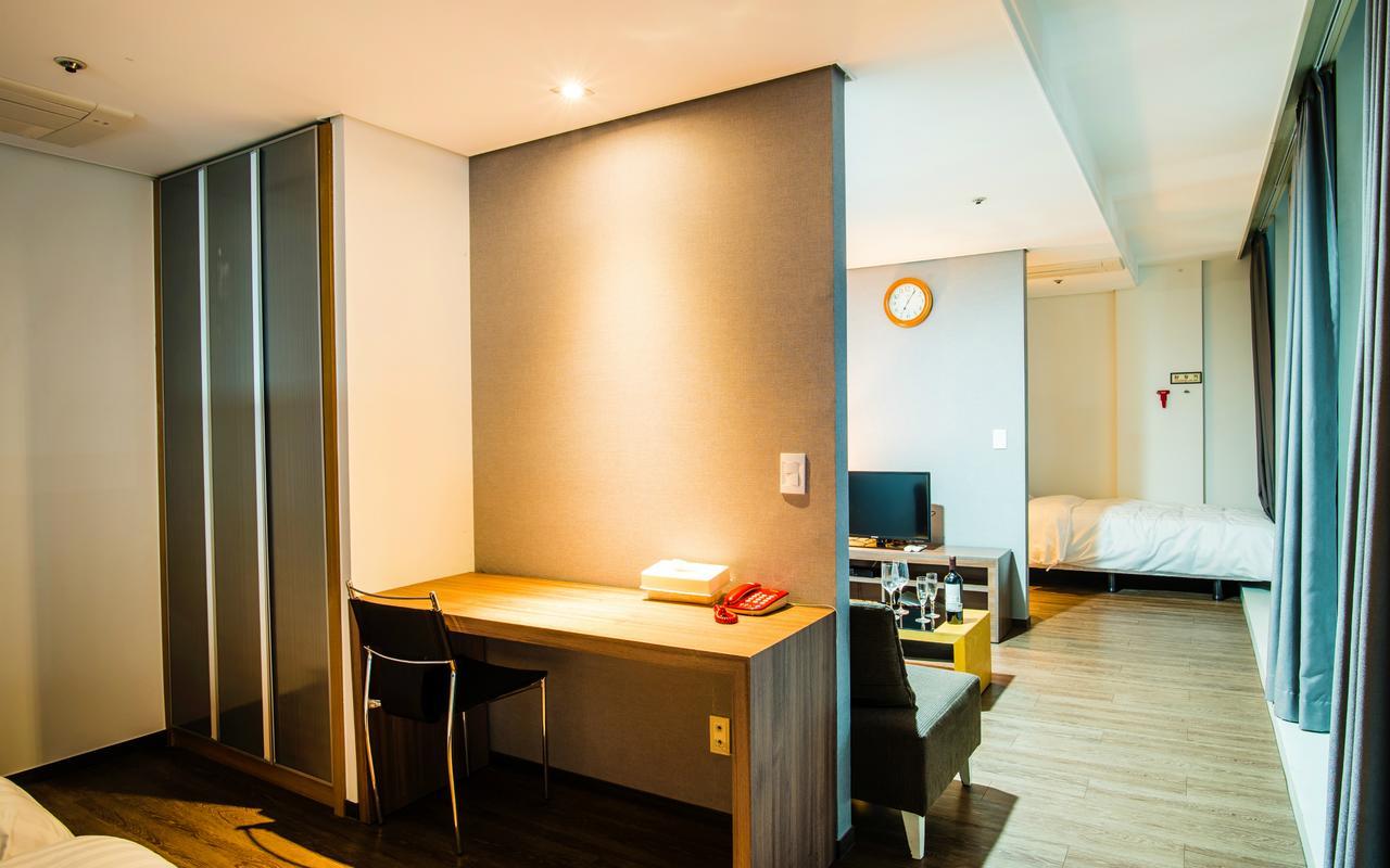 סיאול Hotel Arinus Shinchon מראה חיצוני תמונה